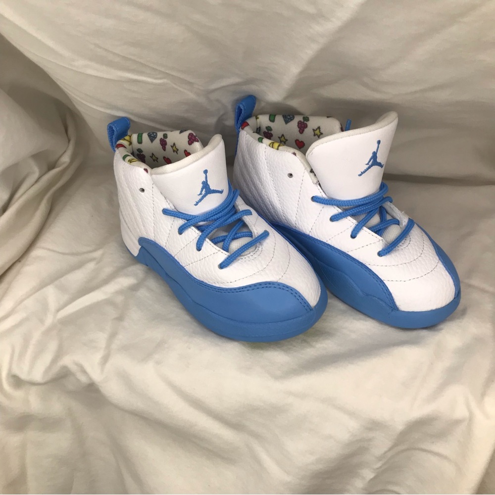 Jordan 12 retro emoji
